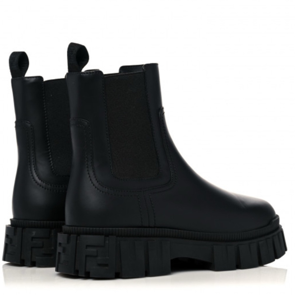 🖤 BRAND NEW - FENDI Force Women’s Chelsea Boot with 🧾 NEVER WORN - Picture 3 of 5